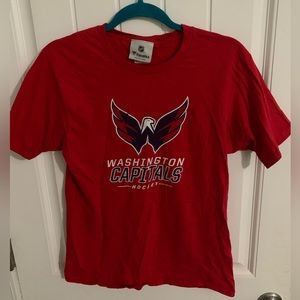 Washington capitals t shirt.